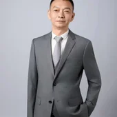 鞠常山律师